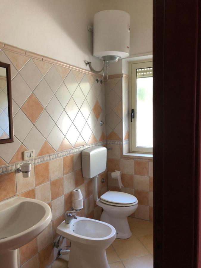 Bed & Breakfast "Camera A Sud" คาริอาตี ภายนอก รูปภาพ